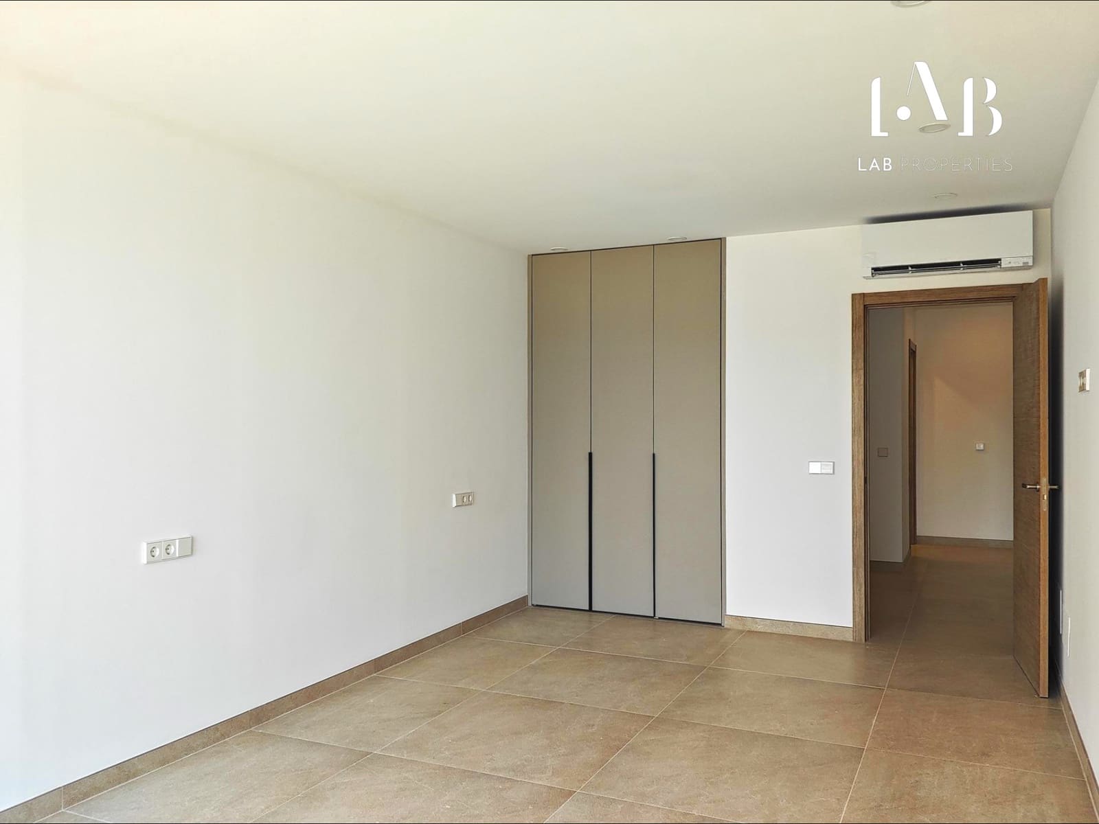 4 soveværelse Rækkehus til salg i Sa Cabaneta / La Cabaneta med garage - € 899.000 (Ref: 9062282)