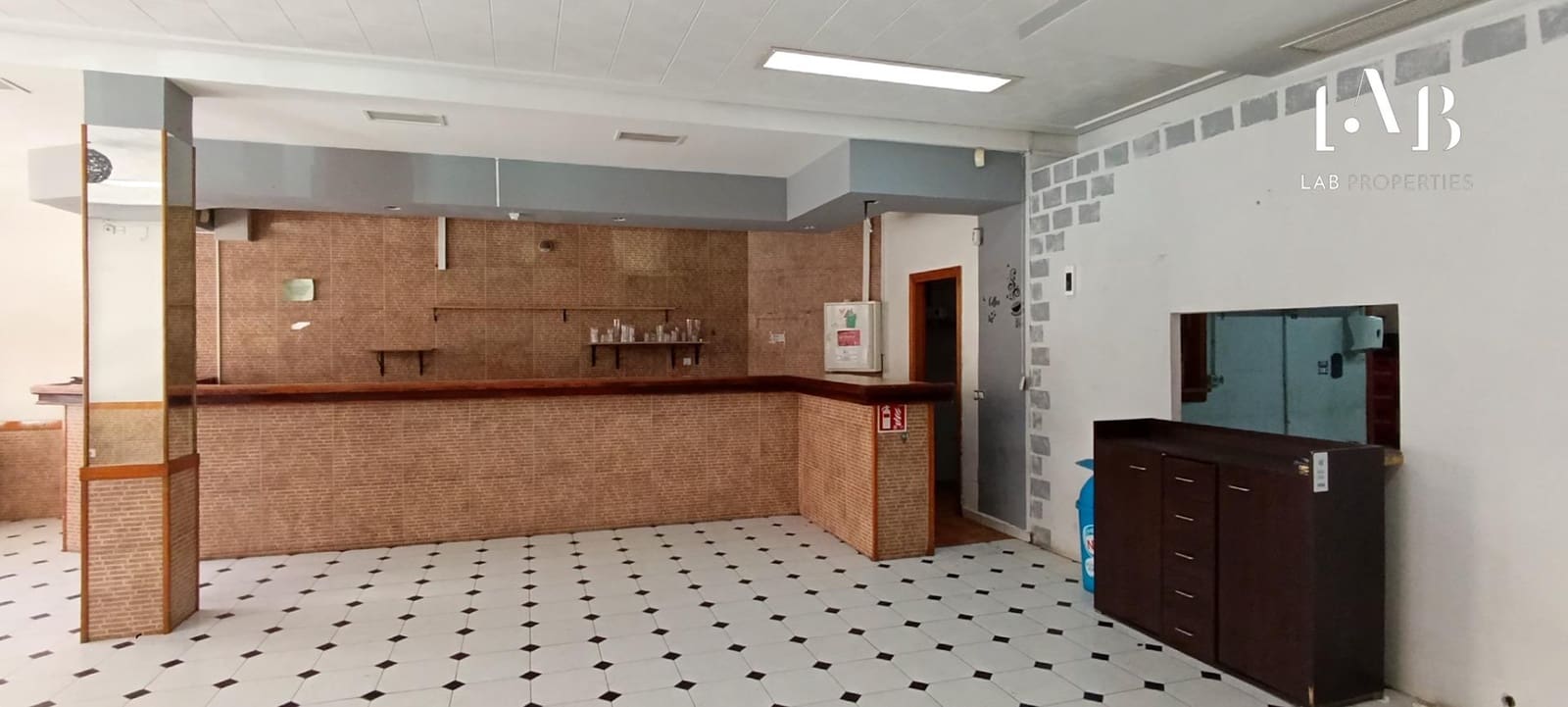 Kommersiell till salu i Son Ferriol - 279 000 € (Ref: 9085223)