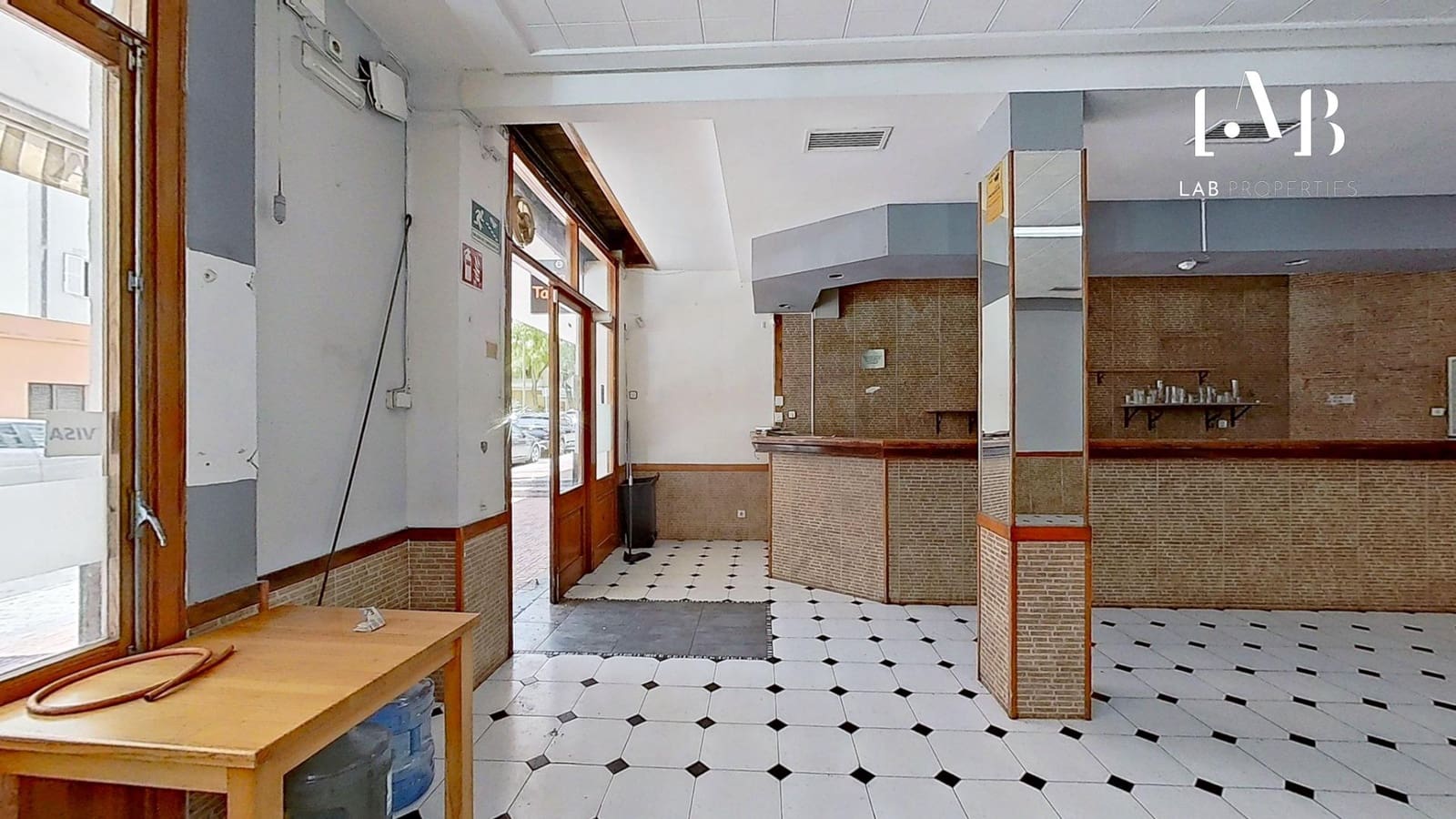 Kommersiell till salu i Son Ferriol - 279 000 € (Ref: 9085223)