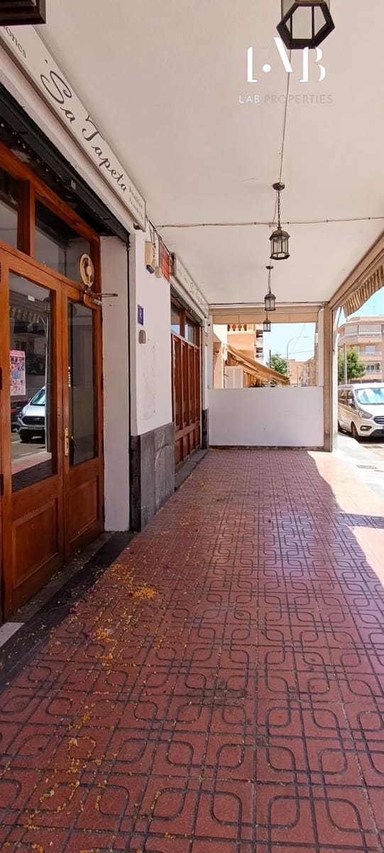 Commercial for sale in Son Ferriol - € 279,000 (Ref: 9085223)