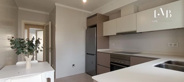 4 soveværelse Lejlighed til salg i Foners, Palma de Mallorca med garage - € 530.000 (Ref: 9124960)