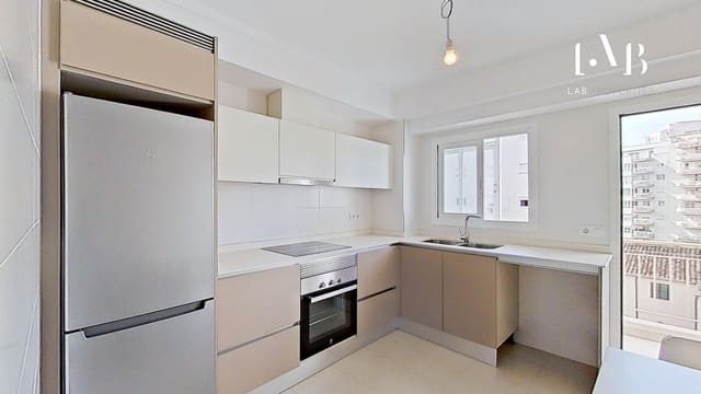 4 soveværelse Lejlighed til salg i Foners, Palma de Mallorca med garage - € 530.000 (Ref: 9124960)