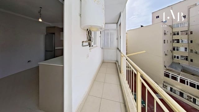 4 soveværelse Lejlighed til salg i Foners, Palma de Mallorca med garage - € 530.000 (Ref: 9124960)