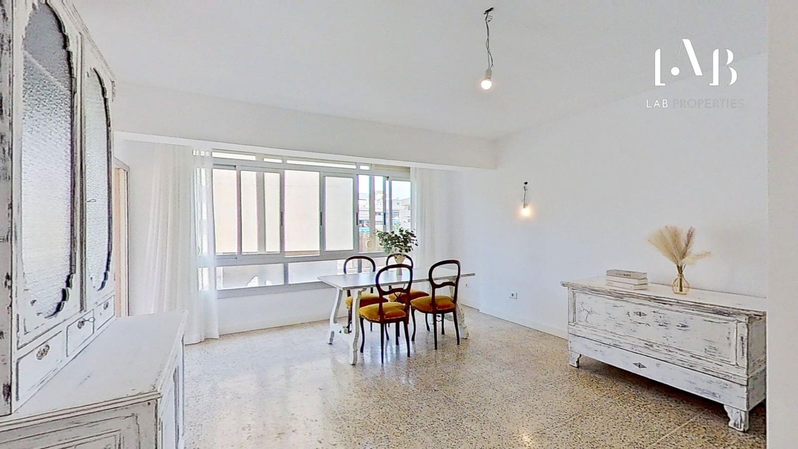 4 soveværelse Lejlighed til salg i Palma de Mallorca med garage - € 530.000 (Ref: 9124960)