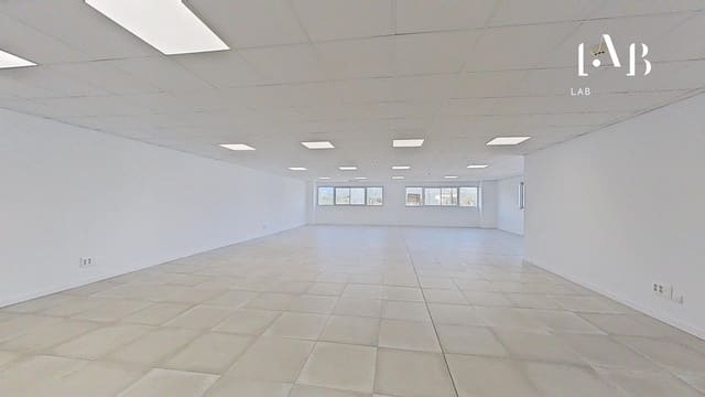 Local Comercial en Santa María del Camí en alquiler - 600 € (Ref: 9301010)