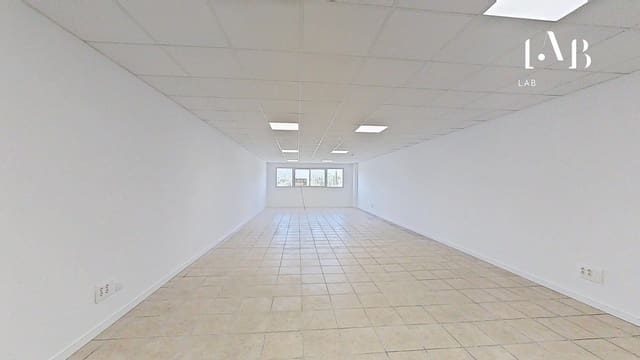 Bureau à louer à Santa María del Camí - 1 200 € (Ref: 9301011)