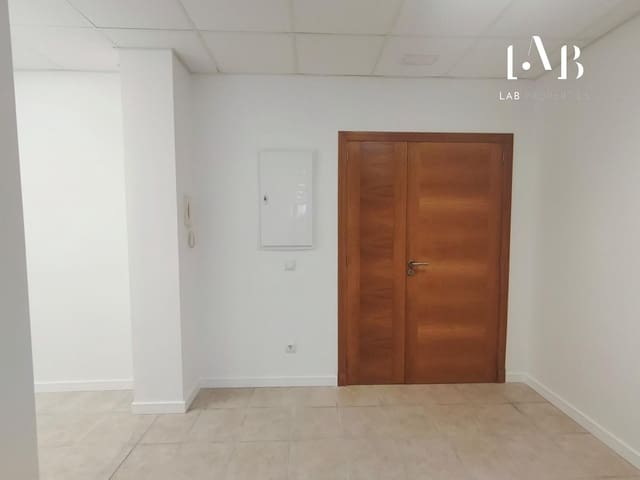 Bureau à louer à Santa María del Camí - 1 200 € (Ref: 9301011)