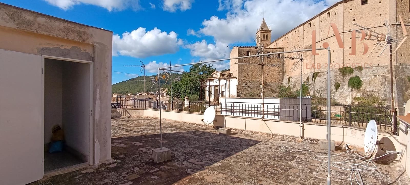 3 bedroom Flat for sale in Andratx - € 320,000 (Ref: 9383111)