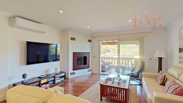 3 camera da letto Attico in vendita in Puerto de Andratx, Andratx con piscina - 999.990 € (Rif: 9390821)