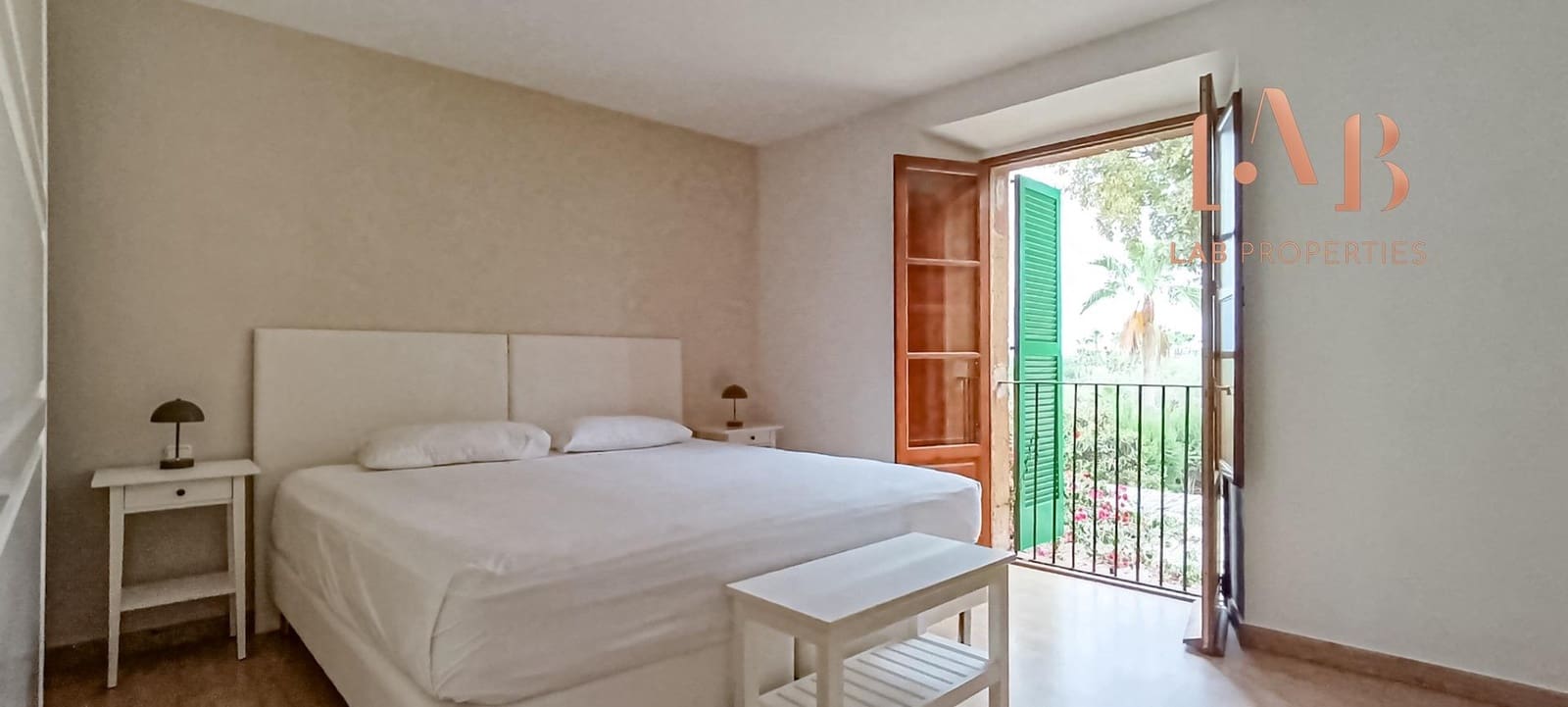 4 soveværelse Finca/Landehus til leje i Sa Cabaneta / La Cabaneta med swimmingpool - € 4.000 (Ref: 9406799)