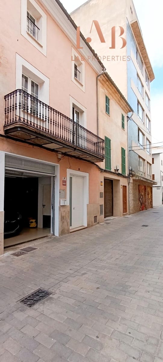 2 bedroom Townhouse for sale in Manacor with garage - € 475,000 (Ref: 9415891)