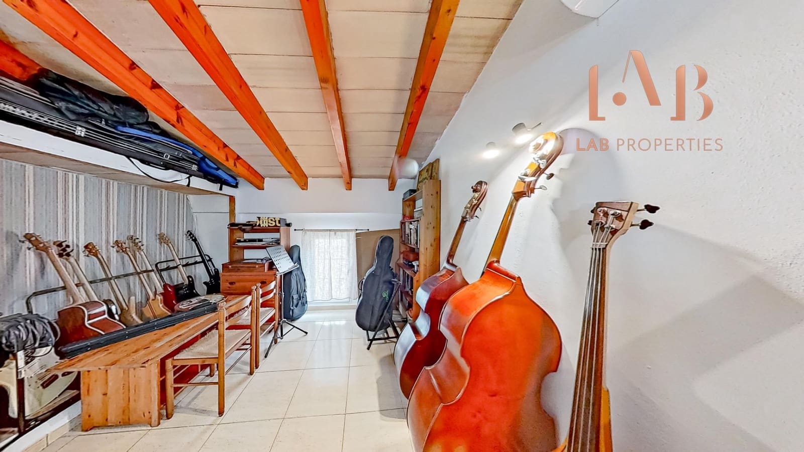 2 bedroom Townhouse for sale in Manacor with garage - € 475,000 (Ref: 9415891)