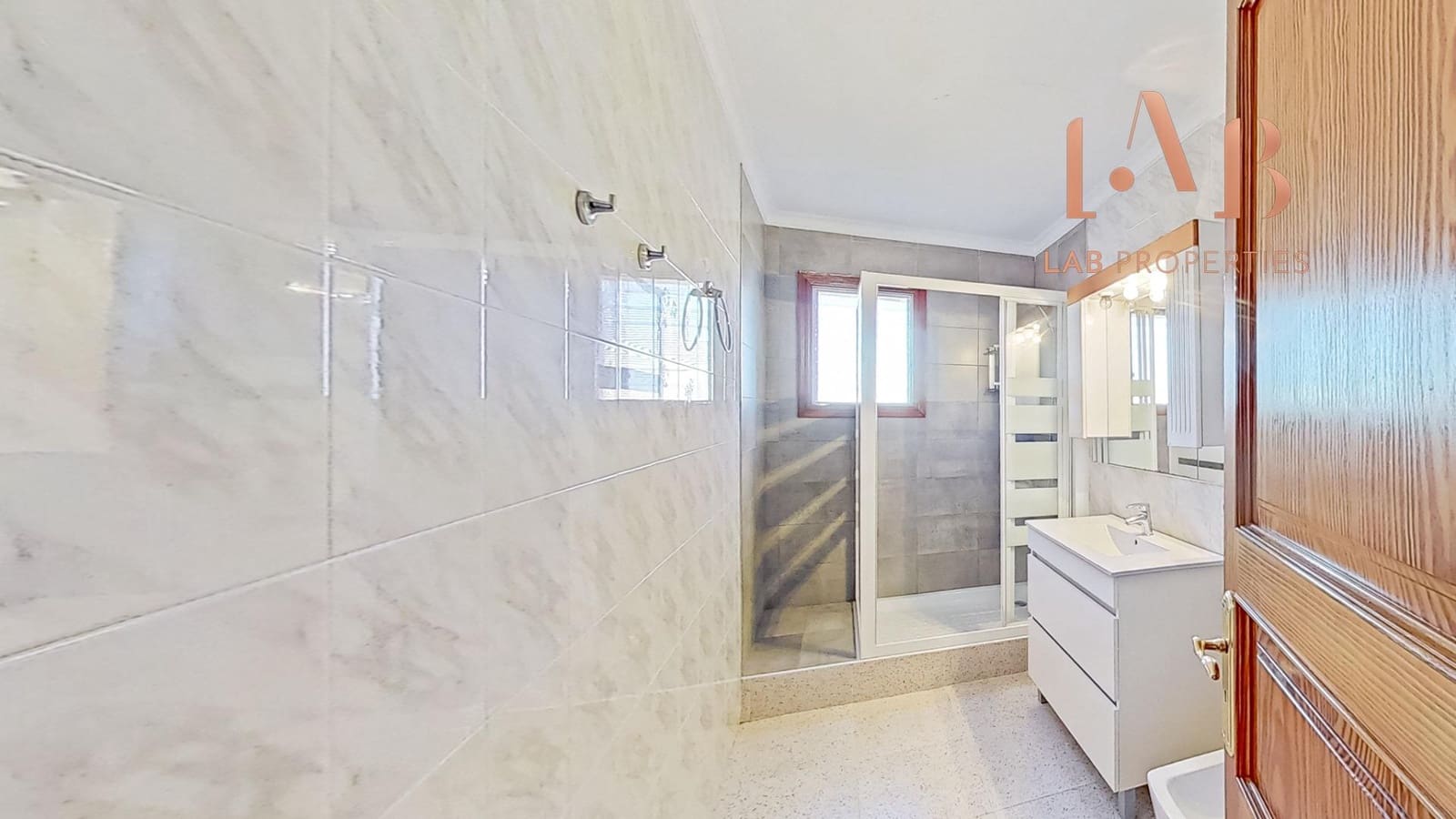 6 Zimmer Villa zu verkaufen in Santa Eugenia mit Garage - 799.000 € (Ref: 9446649)