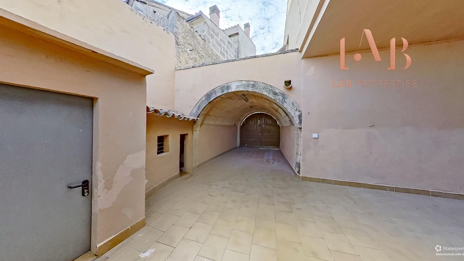 6 Zimmer Villa zu verkaufen in Santa Eugenia mit Garage - 799.000 € (Ref: 9446649)