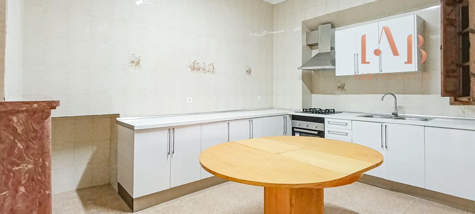 6 bedroom Villa for sale in Santa Eugenia with garage - € 799,000 (Ref: 9446649)