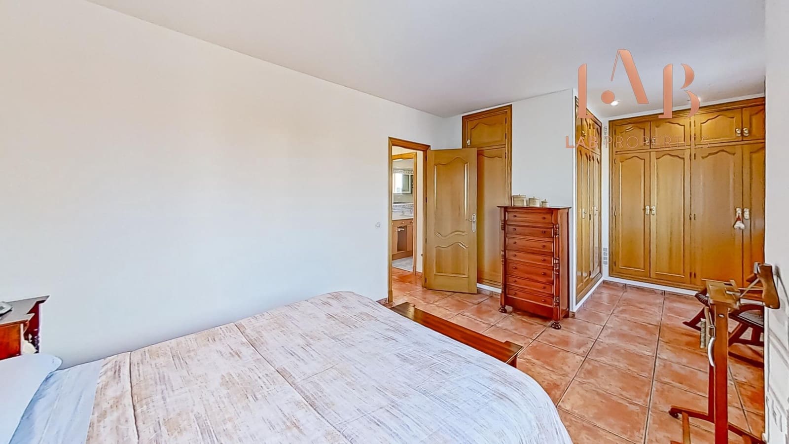 4 sovrum Semi-fristående Villa till salu i Marratxi med garage - 650 000 € (Ref: 9456215)