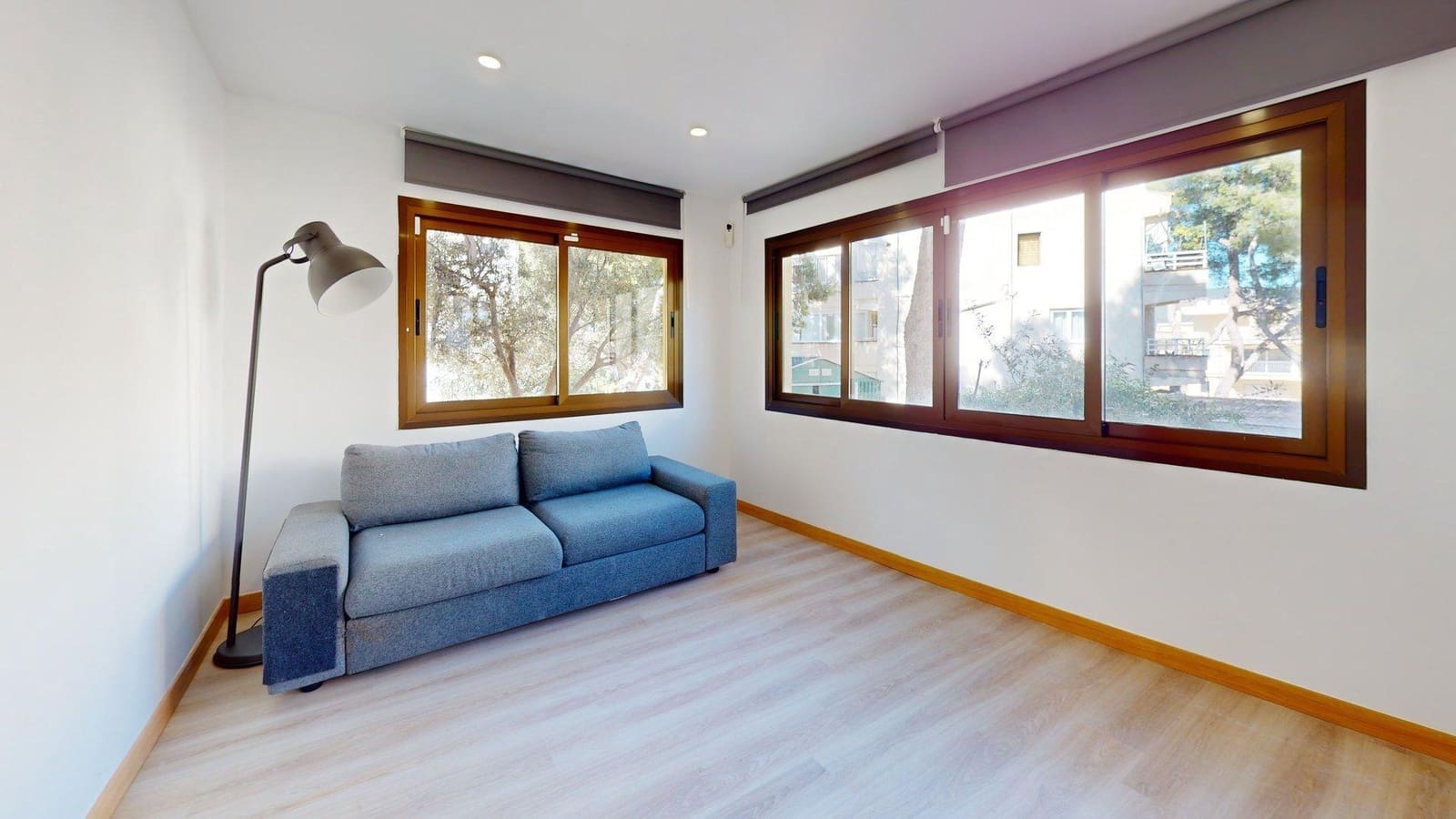 2 bedroom Apartment for sale in Magalluf with pool - € 339,000 (Ref: 9468460)