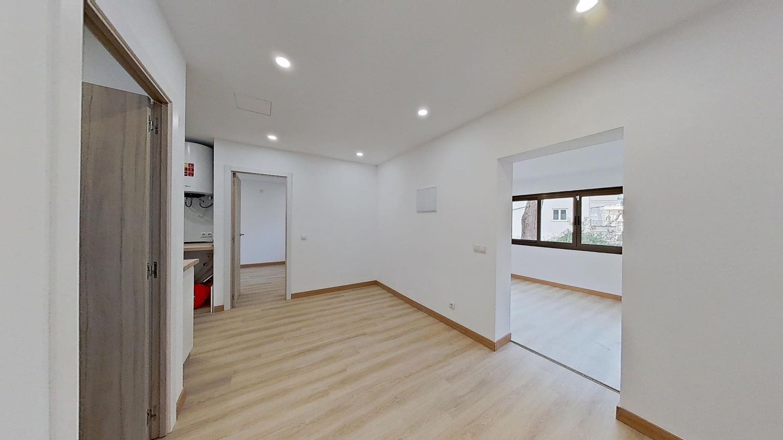 2 bedroom Apartment for sale in Magalluf with pool - € 339,000 (Ref: 9468460)