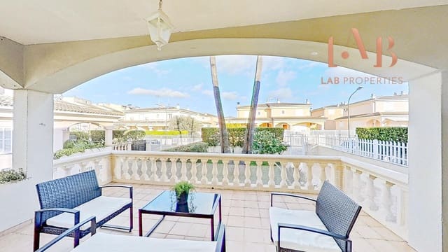 5 sovrum Semi-fristående Villa till salu i Inca med garage - 620 000 € (Ref: 9468461)