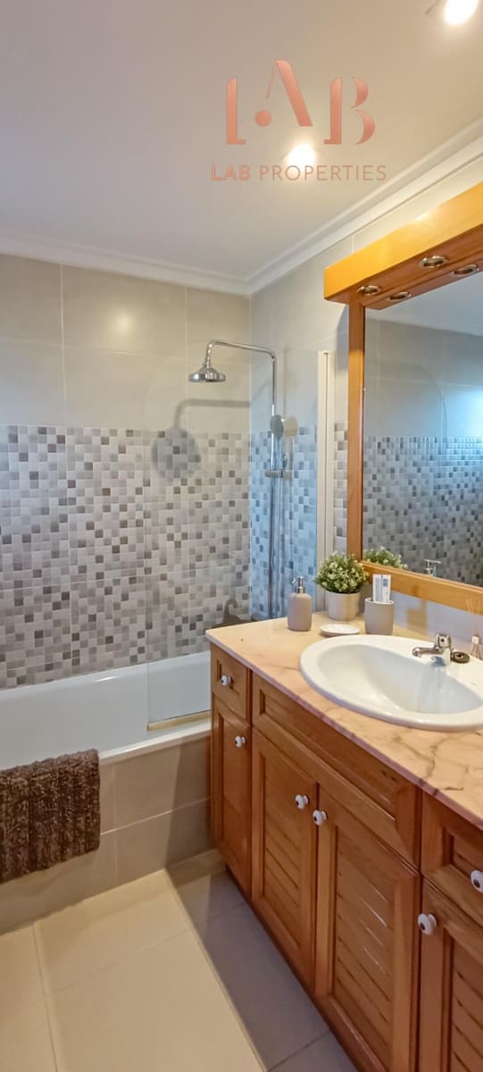 5 bedroom Semi-detached Villa for sale in Inca with garage - € 620,000 (Ref: 9468461)