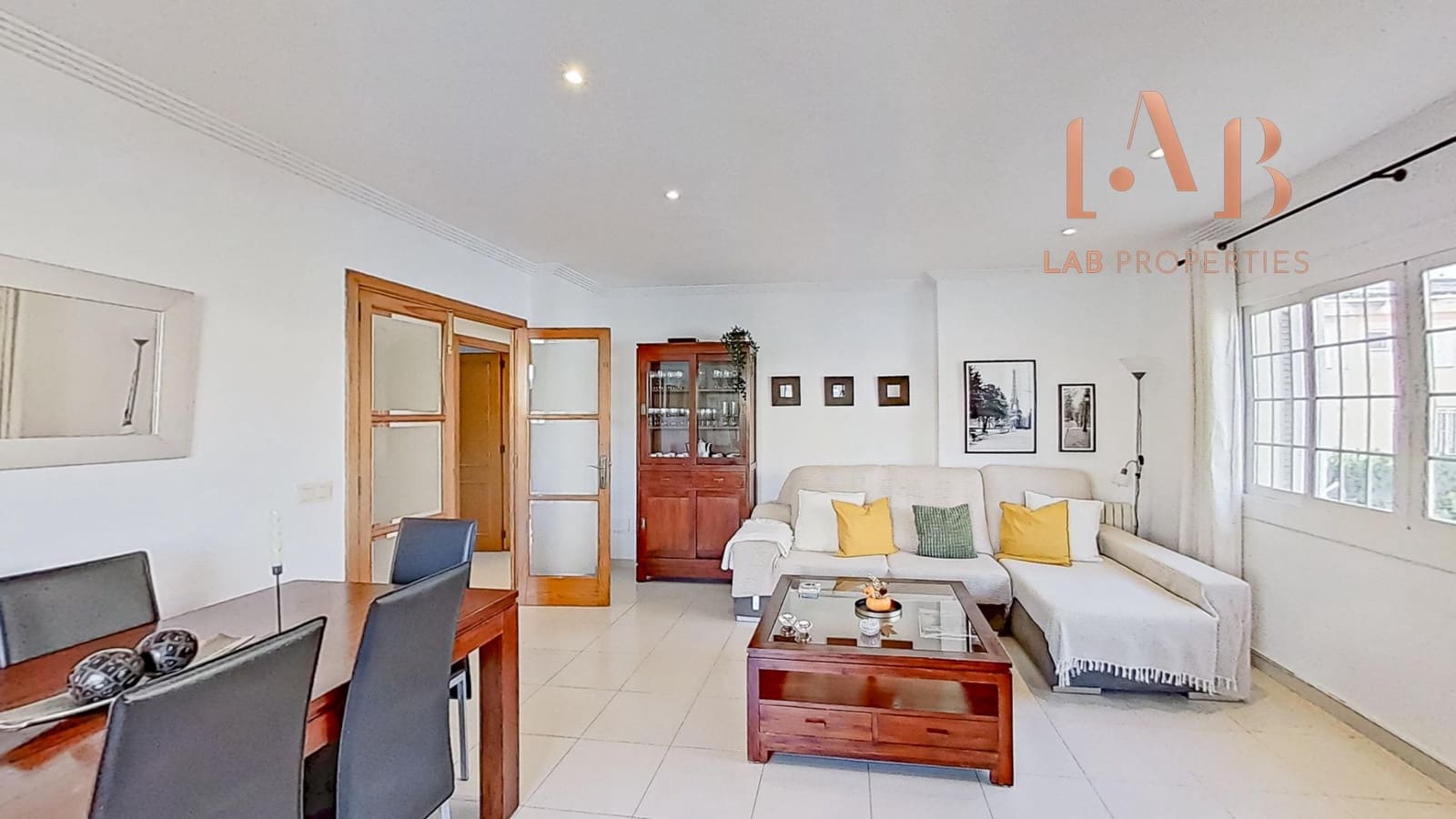 5 bedroom Semi-detached Villa for sale in Inca with garage - € 620,000 (Ref: 9468461)