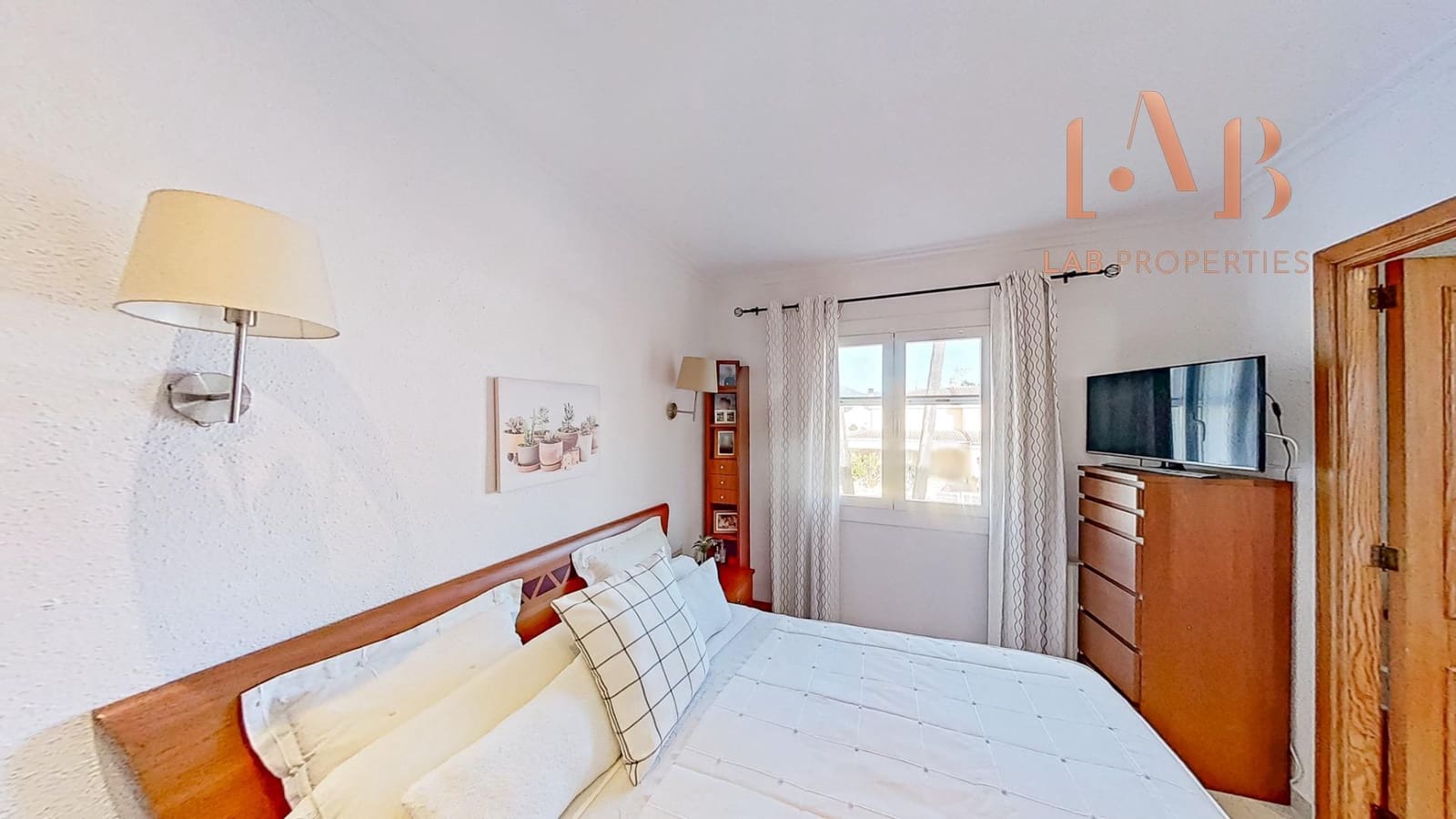 5 bedroom Semi-detached Villa for sale in Inca with garage - € 620,000 (Ref: 9468461)