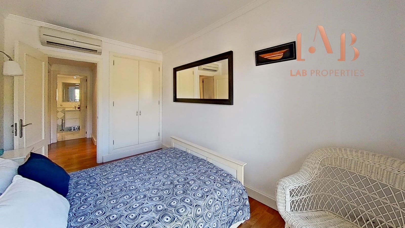 3 soverom Penthouse til leie i Puerto de Andratx med svømmebasseng garasje - € 3 400 (Ref: 9518873)