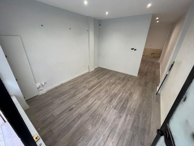 Commercial for sale in Palma de Mallorca - € 130,000 (Ref: 9548152)