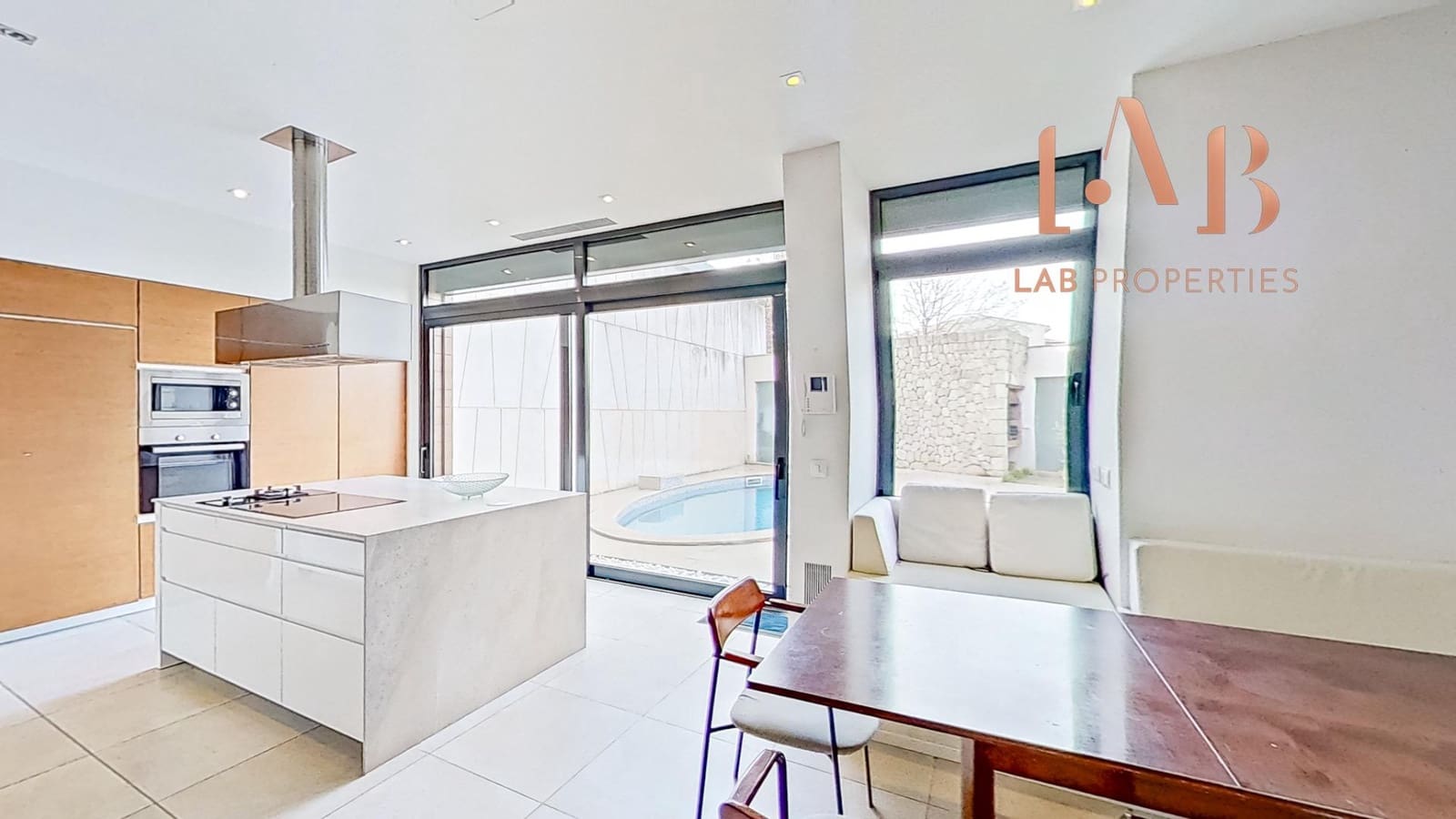 5 Zimmer Villa zu verkaufen in Montuiri - 775.000 € (Ref: 9555810)