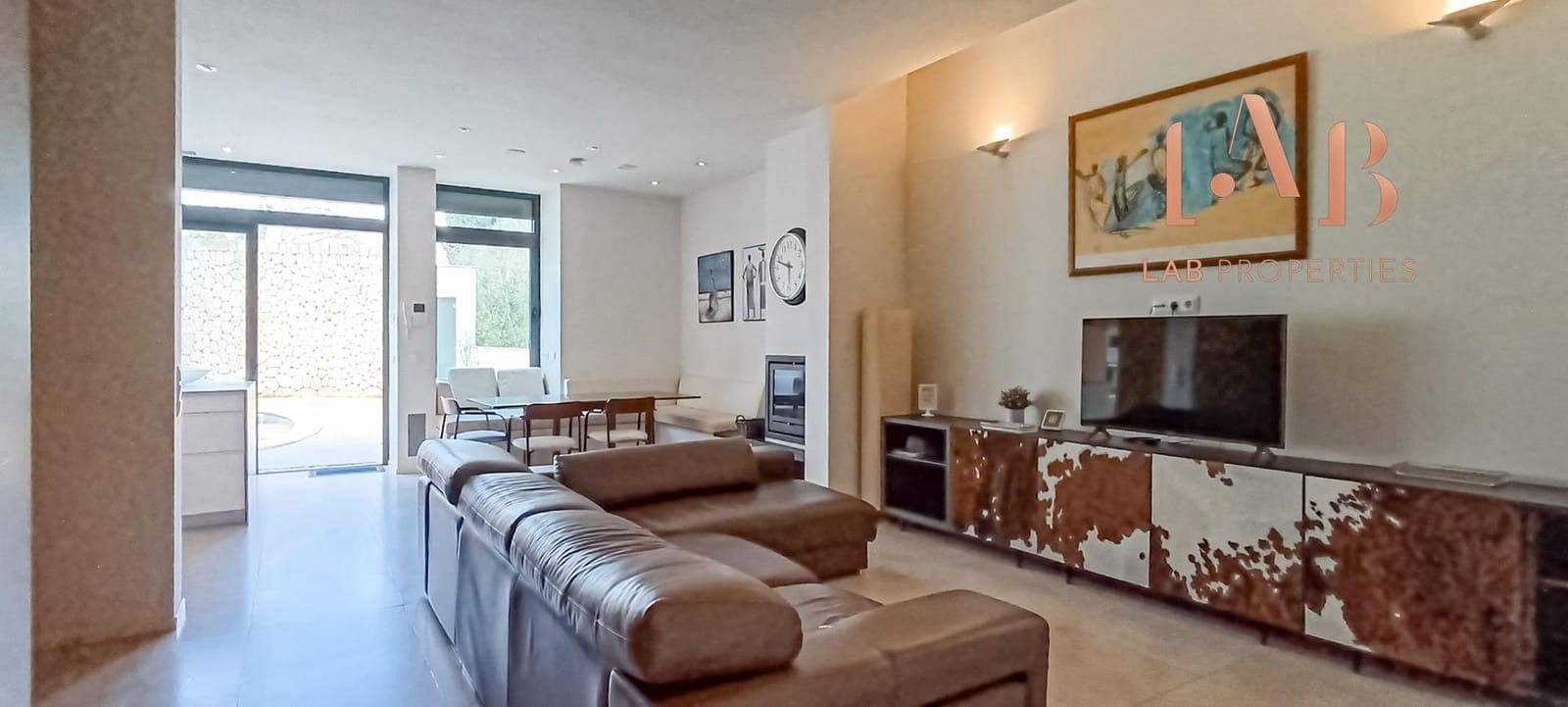 5 bedroom Villa for sale in Montuiri - € 775,000 (Ref: 9555810)