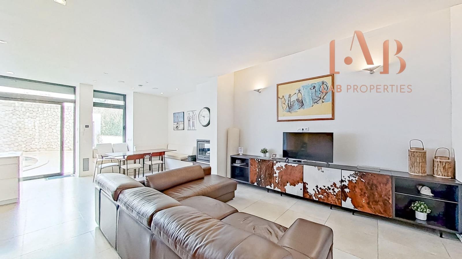 5 bedroom Villa for sale in Montuiri - € 775,000 (Ref: 9555810)