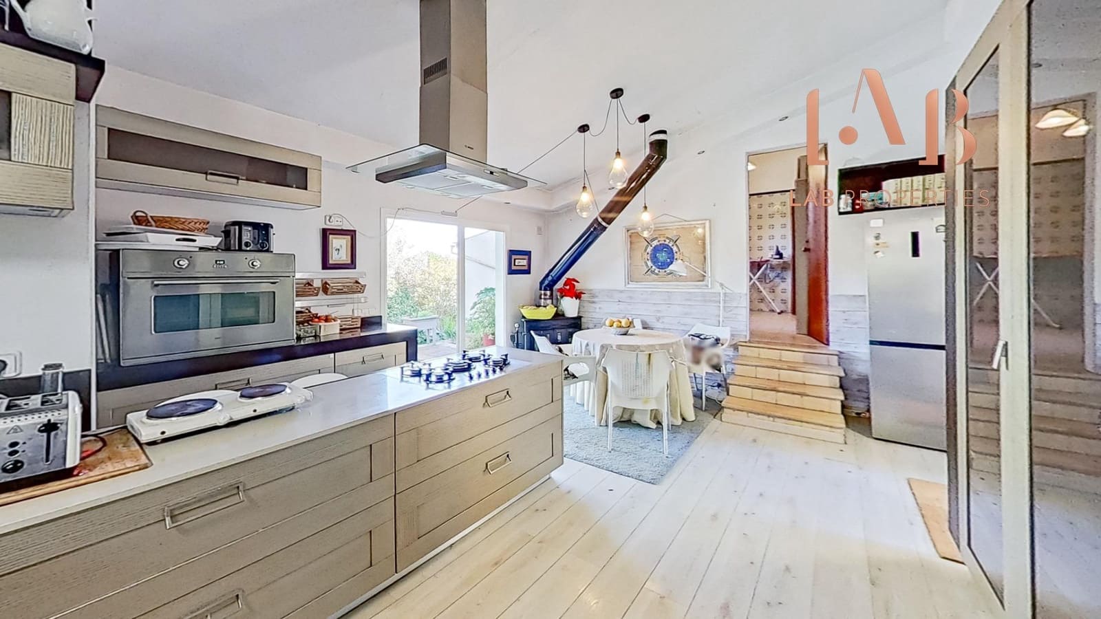 6 bedroom Finca/Country House for sale in Palma de Mallorca with garage - € 1,395,000 (Ref: 9555811)