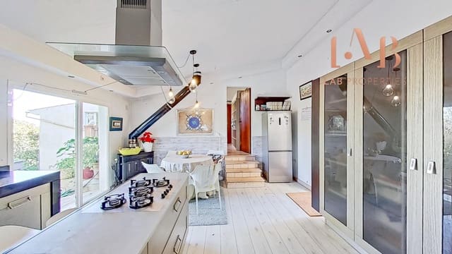 6 bedroom Finca/Country House for sale in Palma de Mallorca with garage - € 1,395,000 (Ref: 9555811)