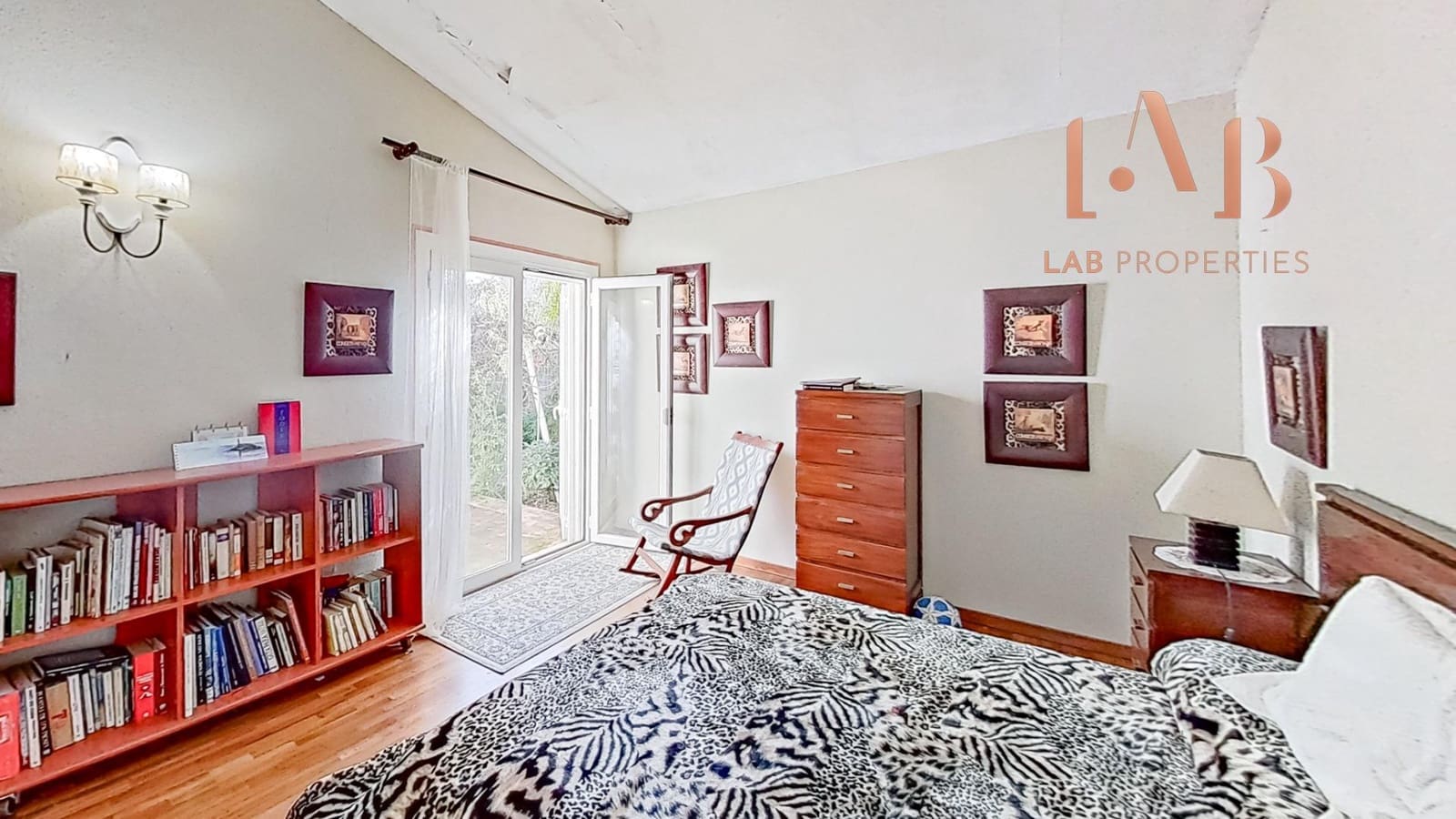 6 bedroom Finca/Country House for sale in Palma de Mallorca with garage - € 1,395,000 (Ref: 9555811)