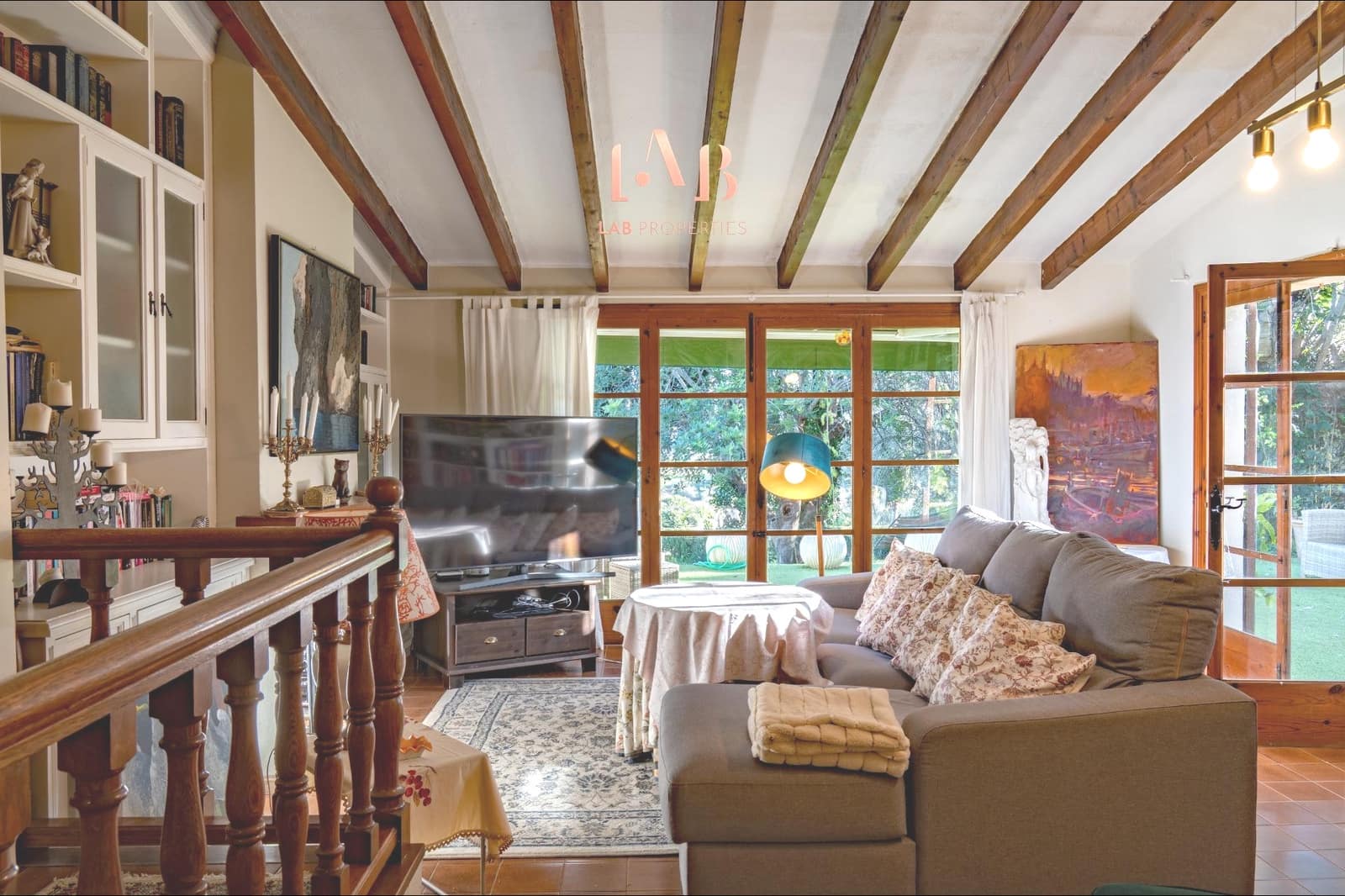 6 bedroom Finca/Country House for sale in Palma de Mallorca with garage - € 1,395,000 (Ref: 9555811)