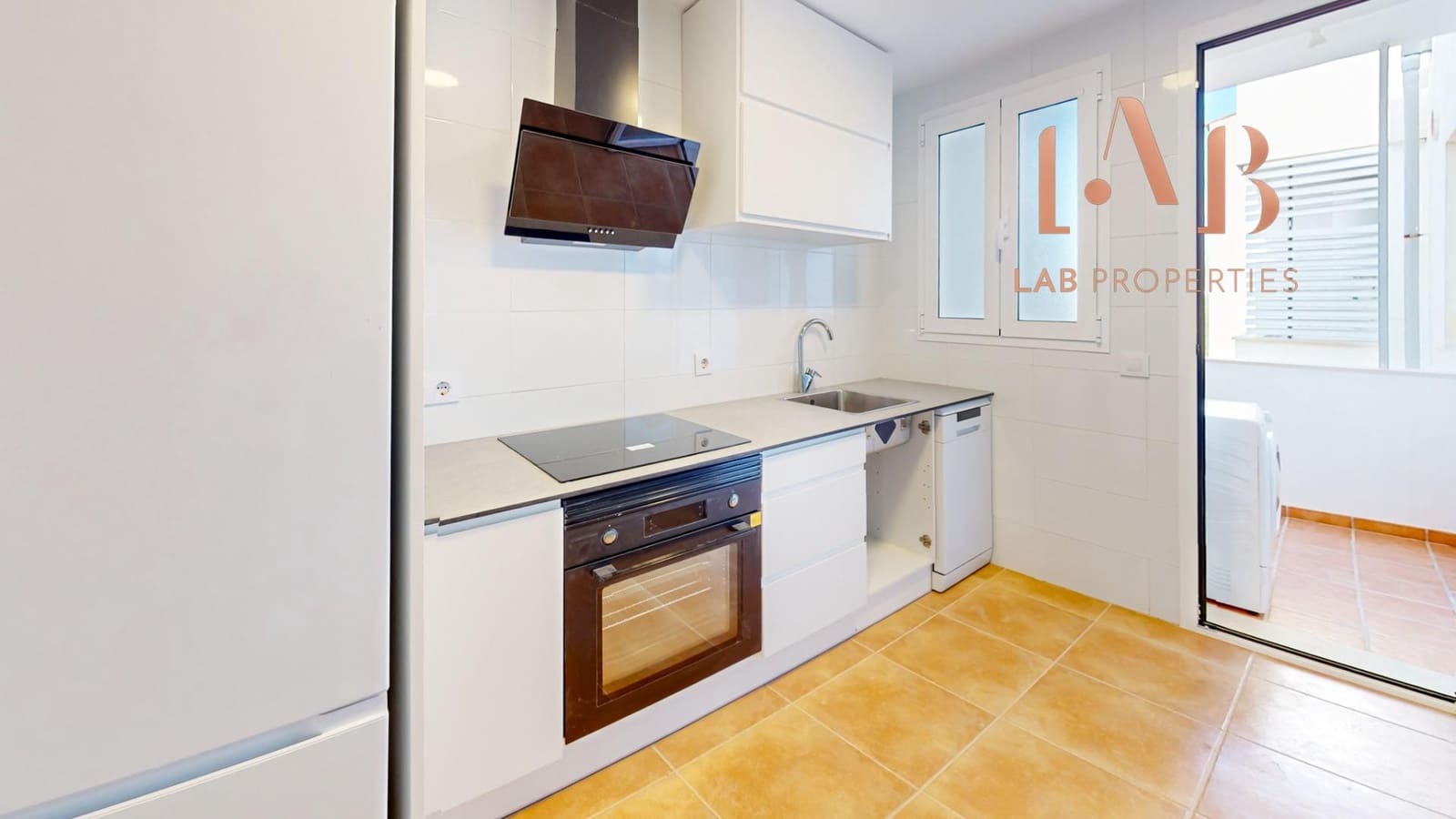 2 bedroom Flat for sale in Arta with garage - € 280,000 (Ref: 9574592)