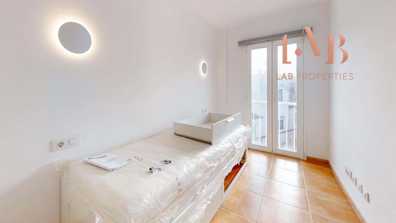 2 bedroom Penthouse for sale in Arta with garage - € 330,000 (Ref: 9574593)