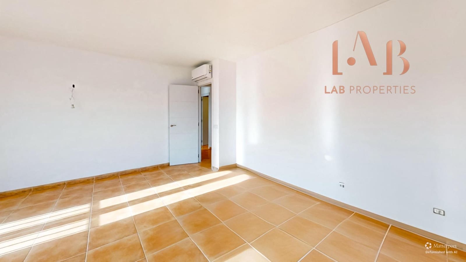 2 bedroom Penthouse for sale in Arta with garage - € 330,000 (Ref: 9574593)