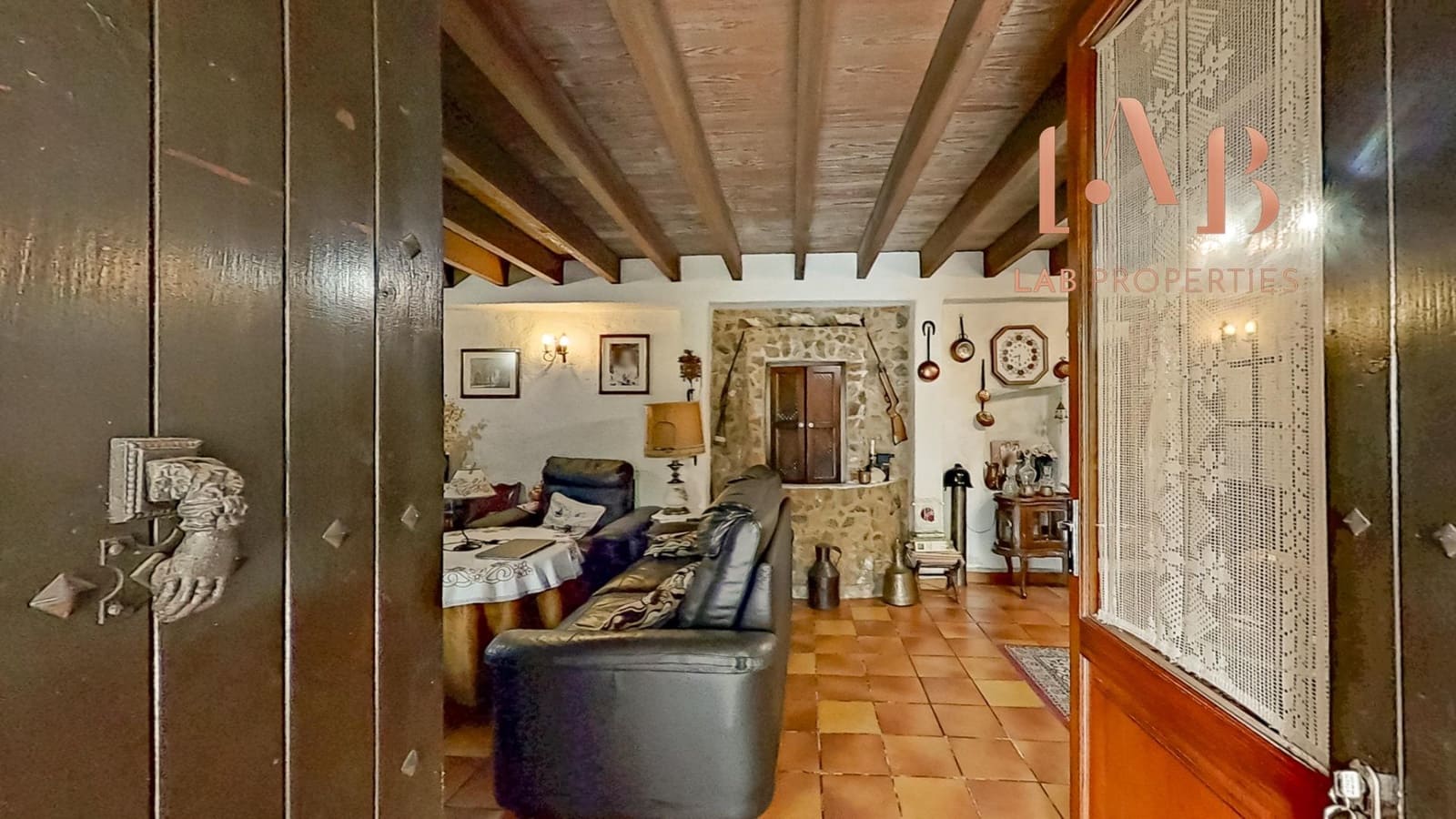 3 bedroom Finca/Country House for sale in Algaida with pool - € 900,000 (Ref: 9591235)