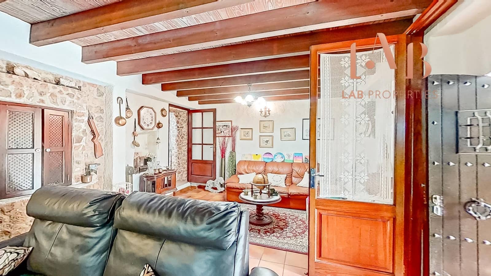 3 bedroom Finca/Country House for sale in Algaida with pool - € 900,000 (Ref: 9591235)