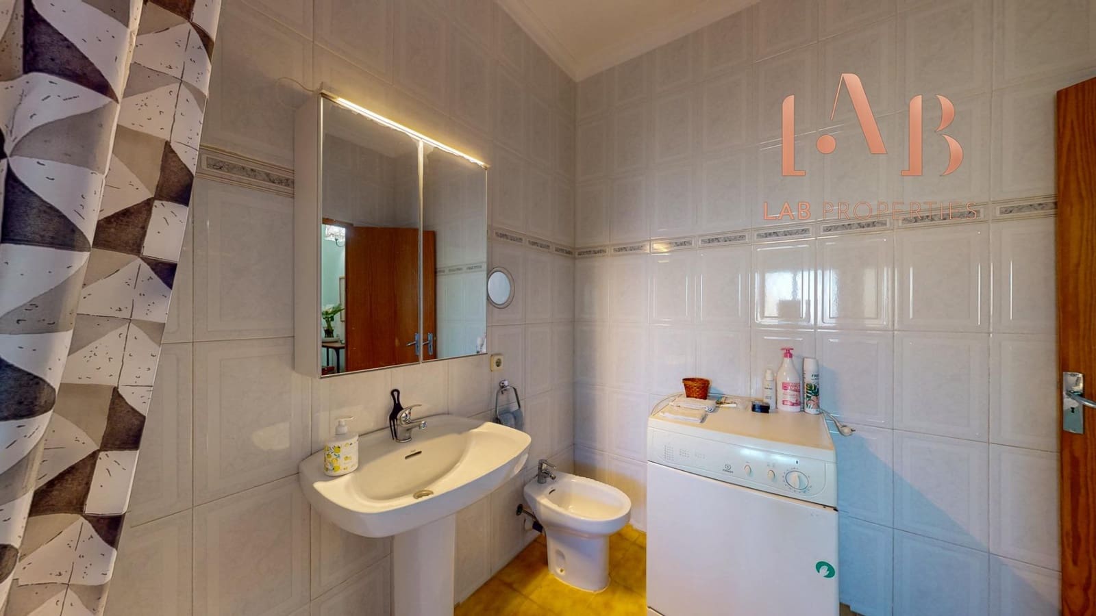 4 bedroom Villa for sale in Son Ferriol with garage - € 660,000 (Ref: 9627462)