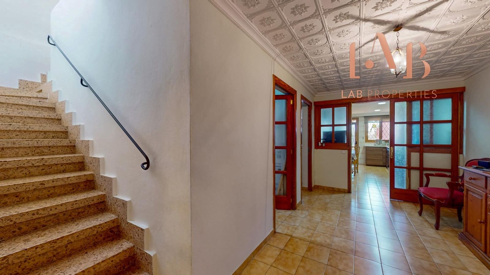 4 bedroom Villa for sale in Son Ferriol with garage - € 660,000 (Ref: 9627462)