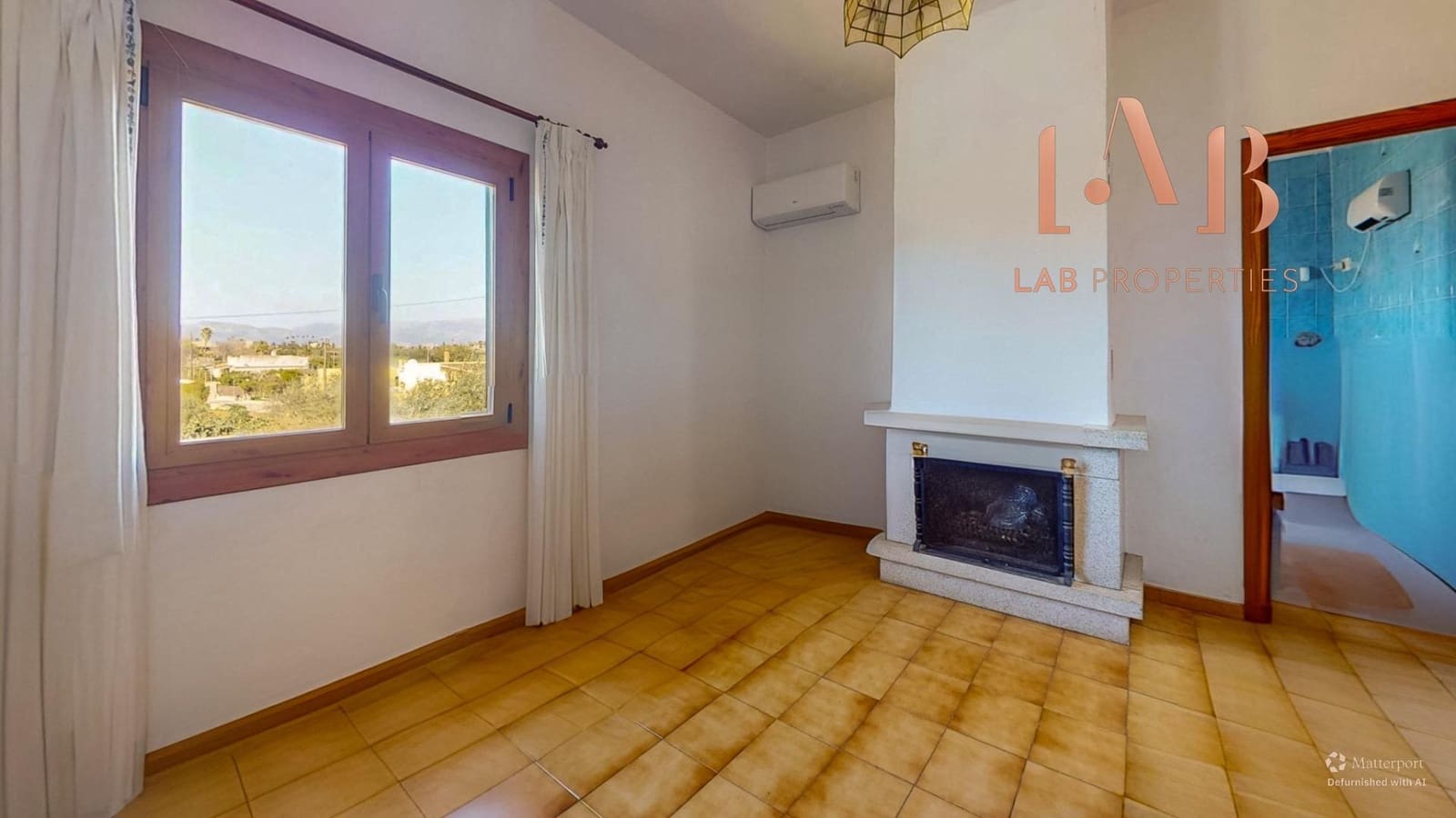 4 bedroom Villa for sale in Son Ferriol with garage - € 660,000 (Ref: 9627462)