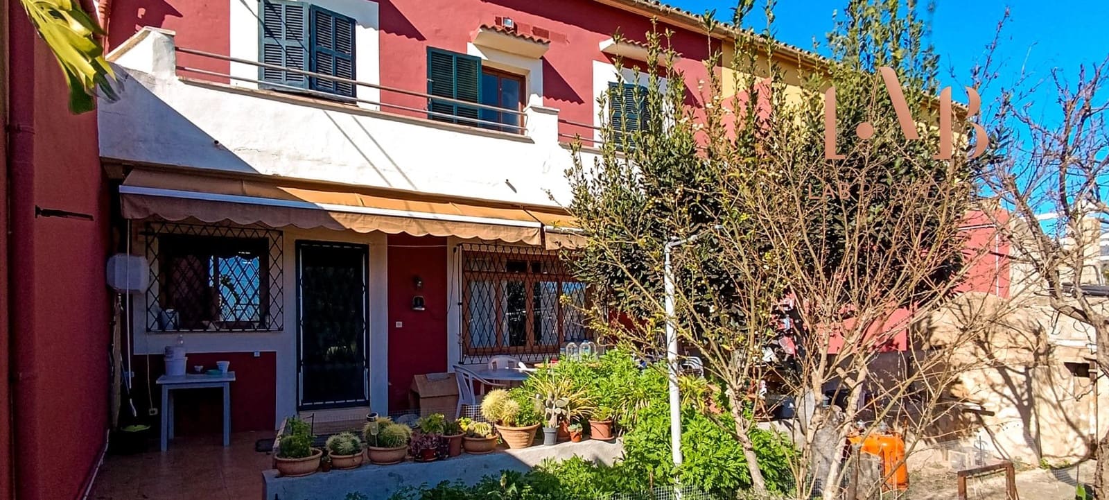 4 bedroom Villa for sale in Son Ferriol with garage - € 660,000 (Ref: 9627462)