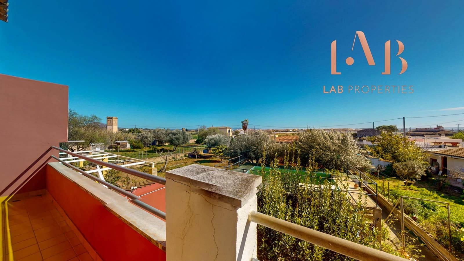 4 bedroom Villa for sale in Son Ferriol with garage - € 660,000 (Ref: 9627462)