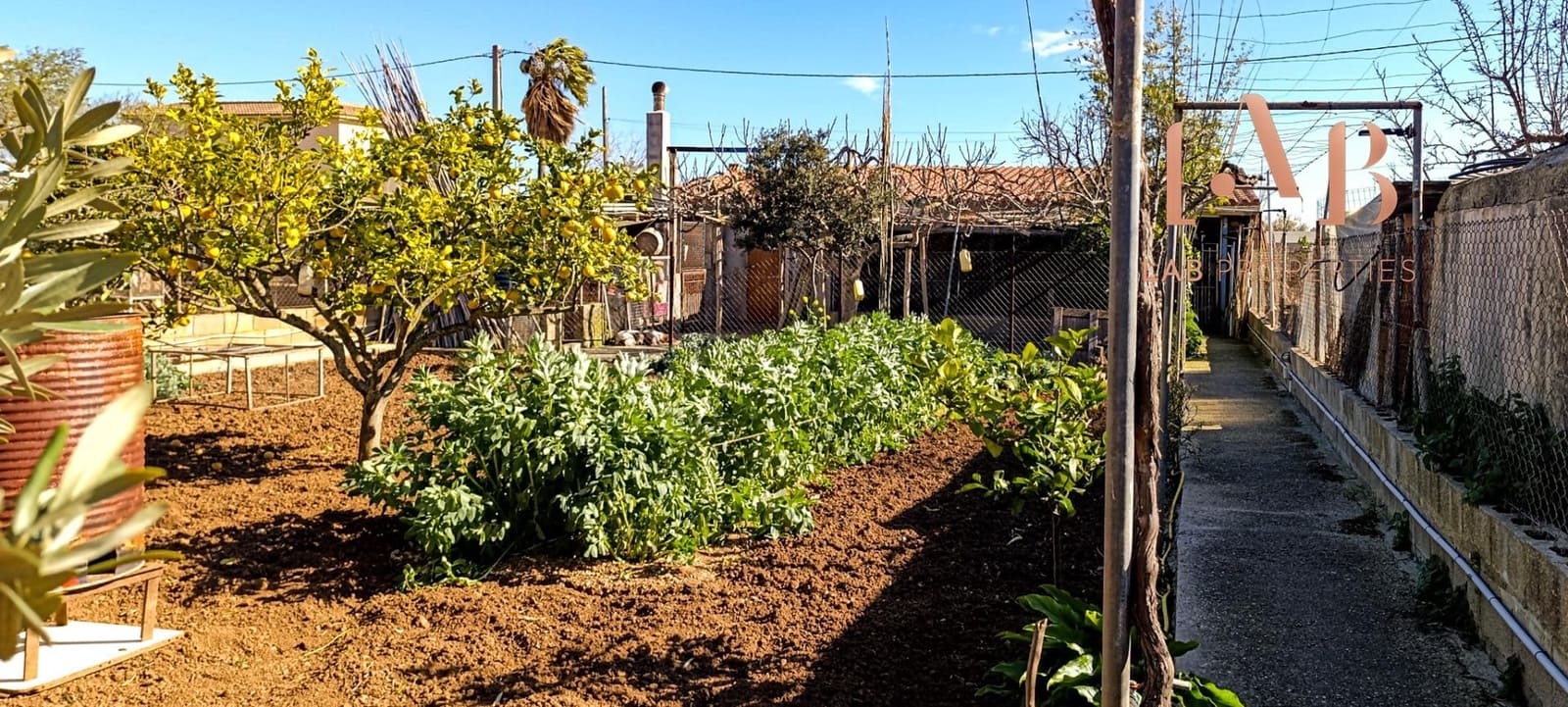 4 bedroom Villa for sale in Son Ferriol with garage - € 660,000 (Ref: 9627462)