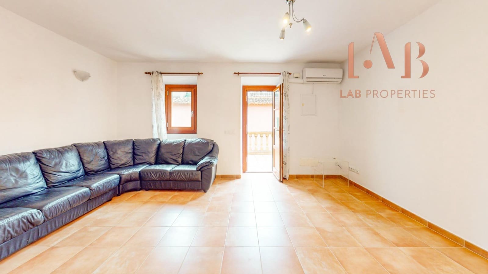 6 camera da letto Villa in vendita in Calvia - 689.000 € (Rif: 9639484)