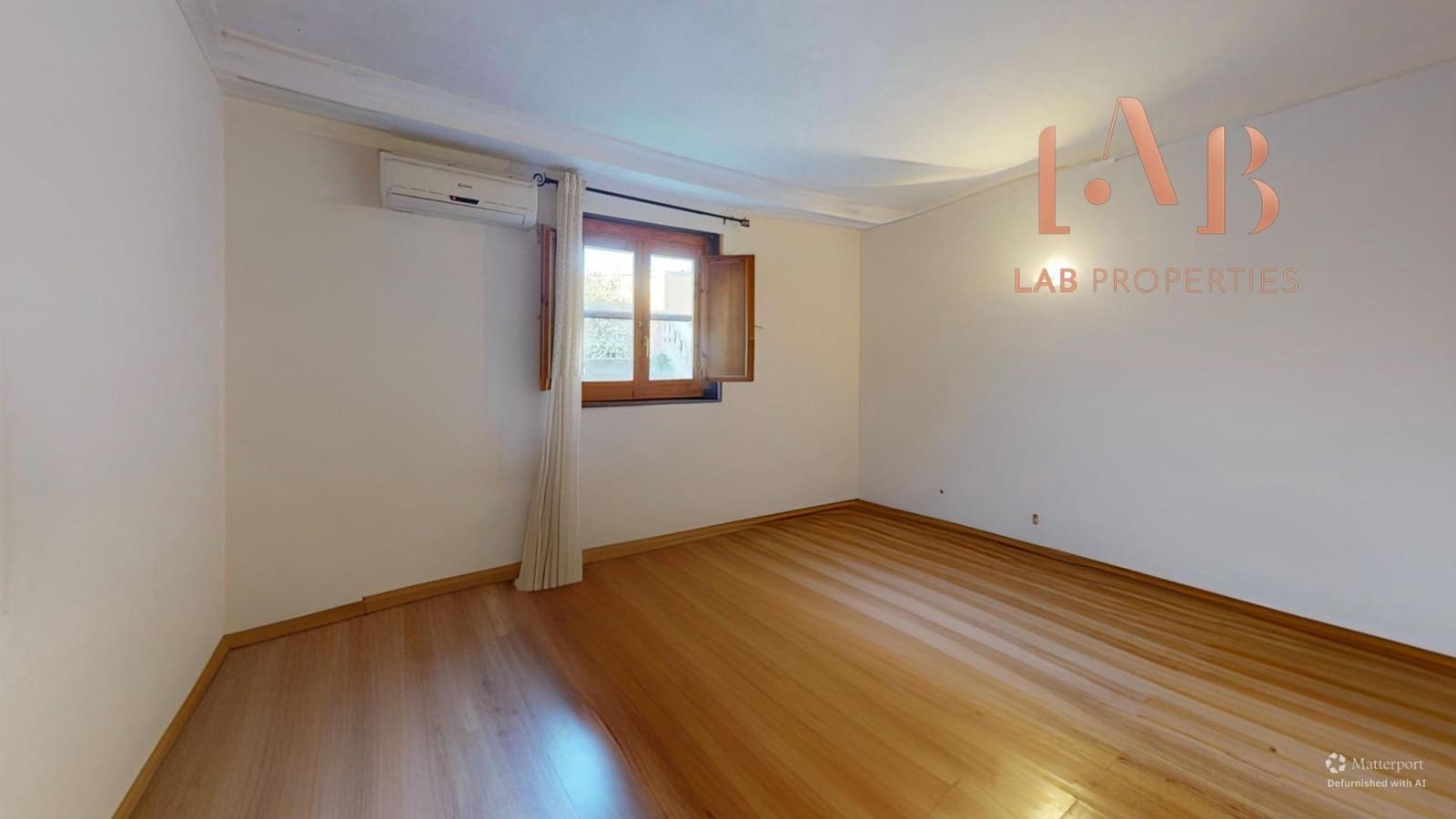 3 Zimmer Villa zu verkaufen in Palma de Mallorca mit Garage - 685.000 € (Ref: 9656057)