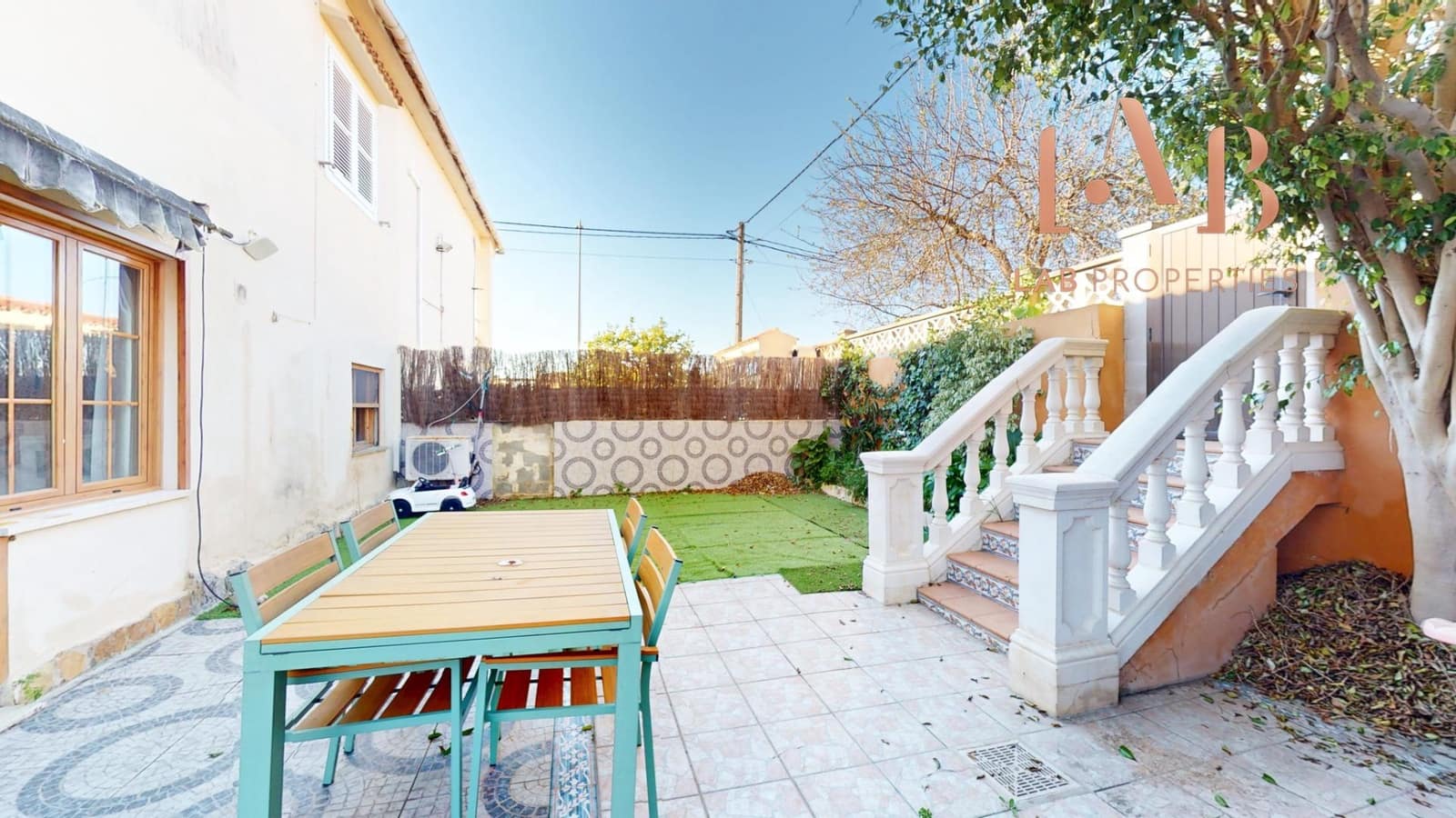 3 Zimmer Villa zu verkaufen in Palma de Mallorca mit Garage - 685.000 € (Ref: 9656057)