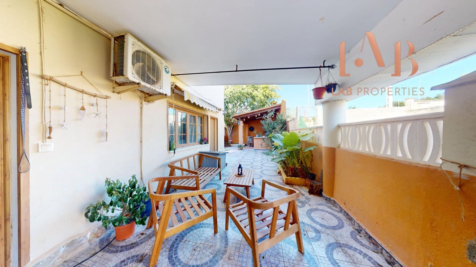 3 Zimmer Villa zu verkaufen in Palma de Mallorca mit Garage - 685.000 € (Ref: 9656057)